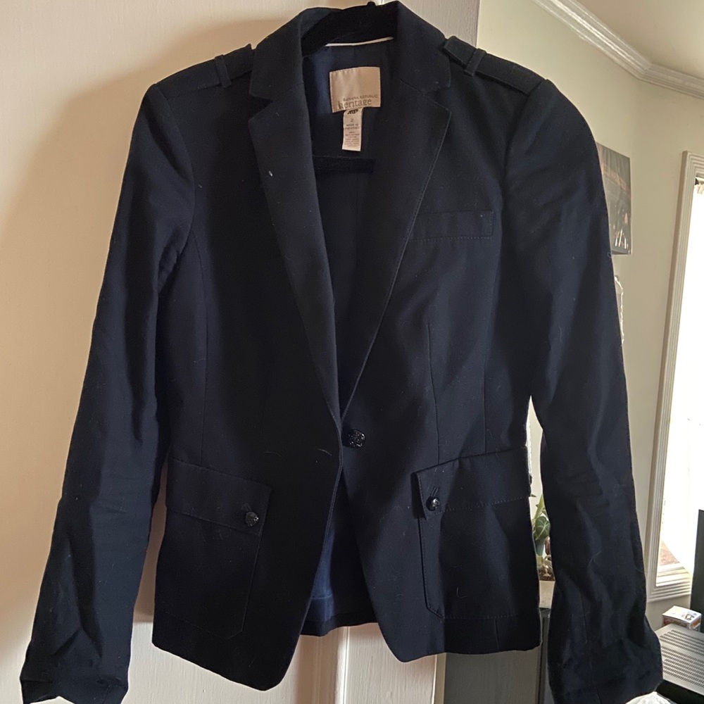 Banana Republic Heritage blazer size 2 navy